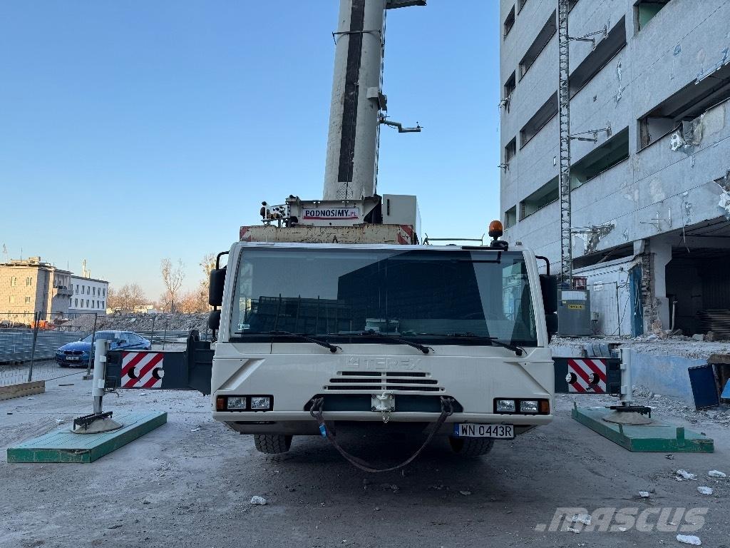 Demag AC 200-1 Всъдеходни кранове