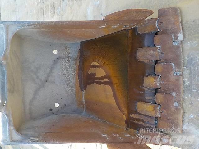 Kato HD823MR-6 Верижен екскаватор