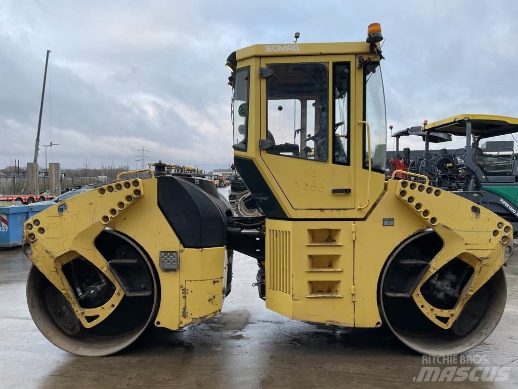 Bomag BW 161 AD-4 Двойни барабанни ролки
