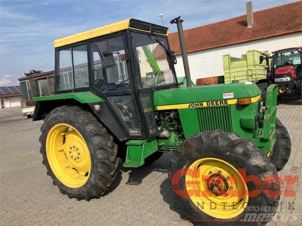 John Deere 1640 Трактори