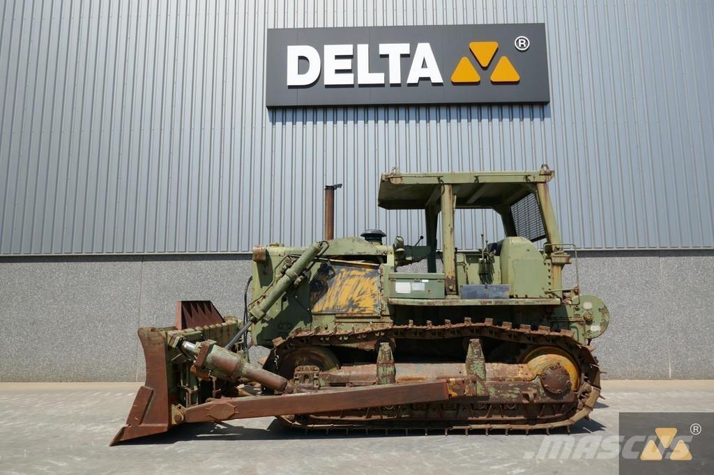 CAT D7F Ex-army Верижни булдозери
