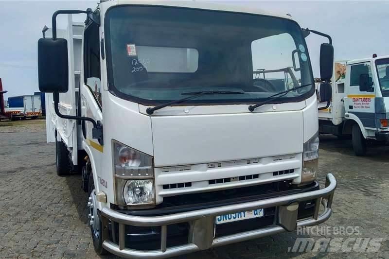 Isuzu NPR400 Други