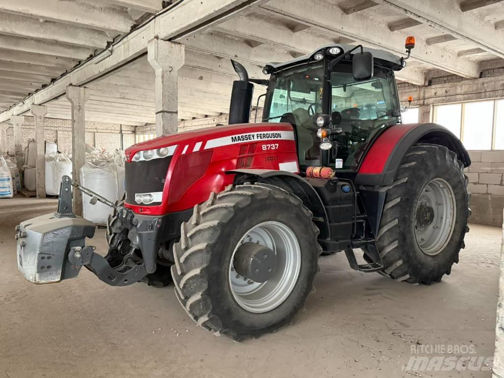 Massey Ferguson 8737 Трактори