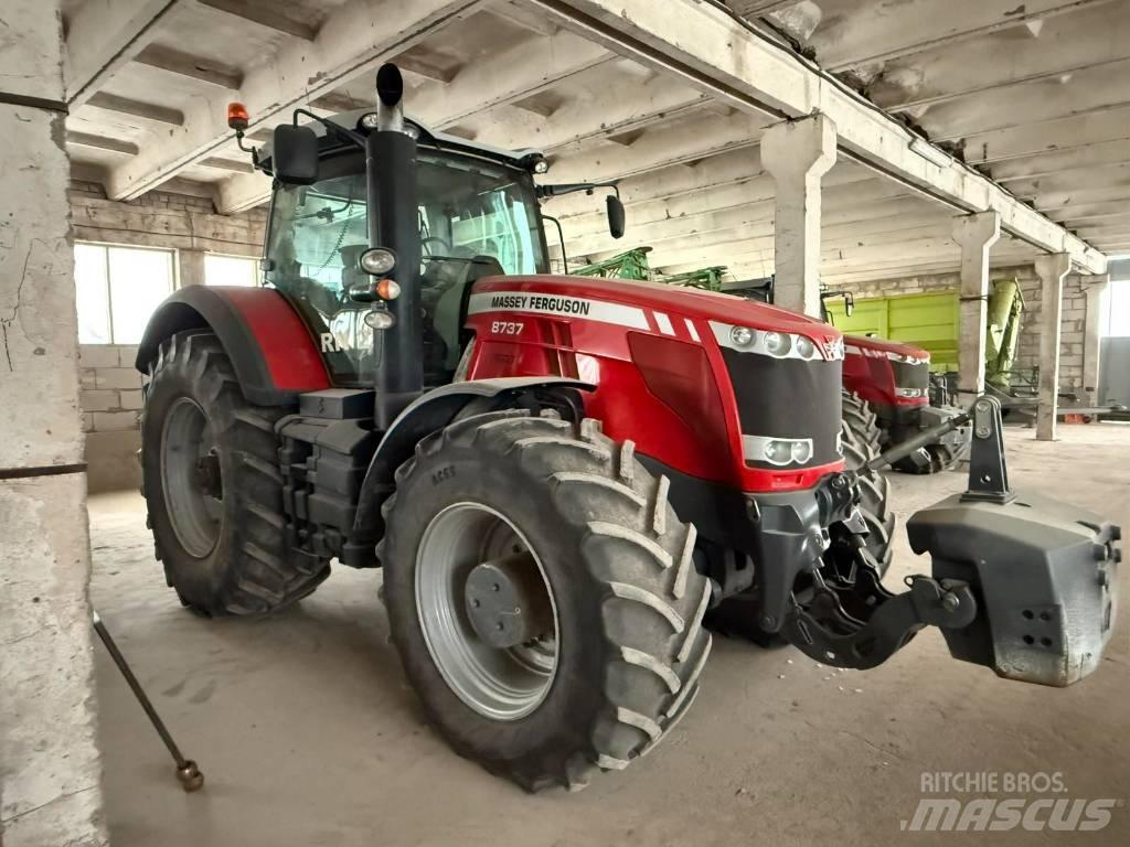 Massey Ferguson 8737 Трактори