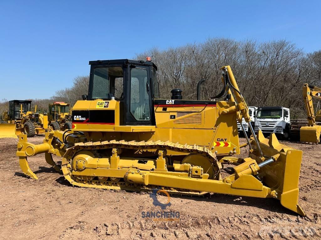 CAT D 6 G Верижни булдозери
