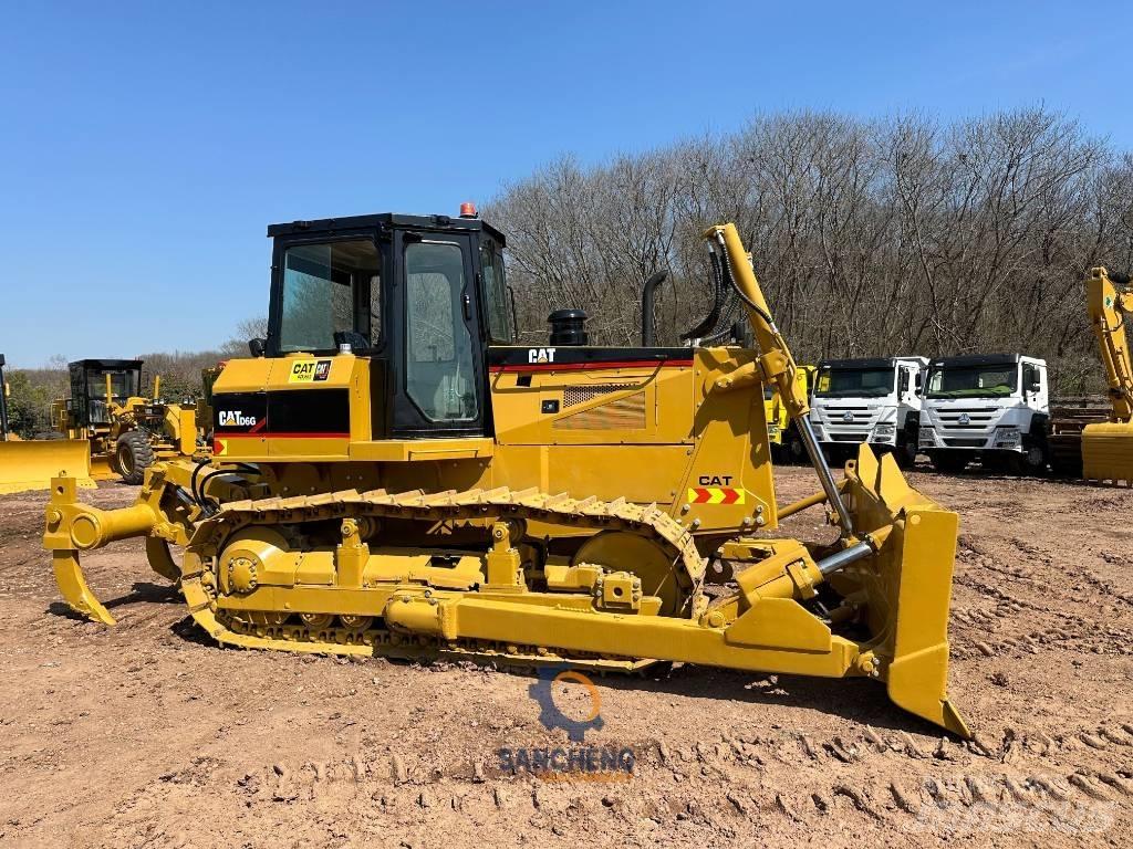 CAT D 6 G Верижни булдозери
