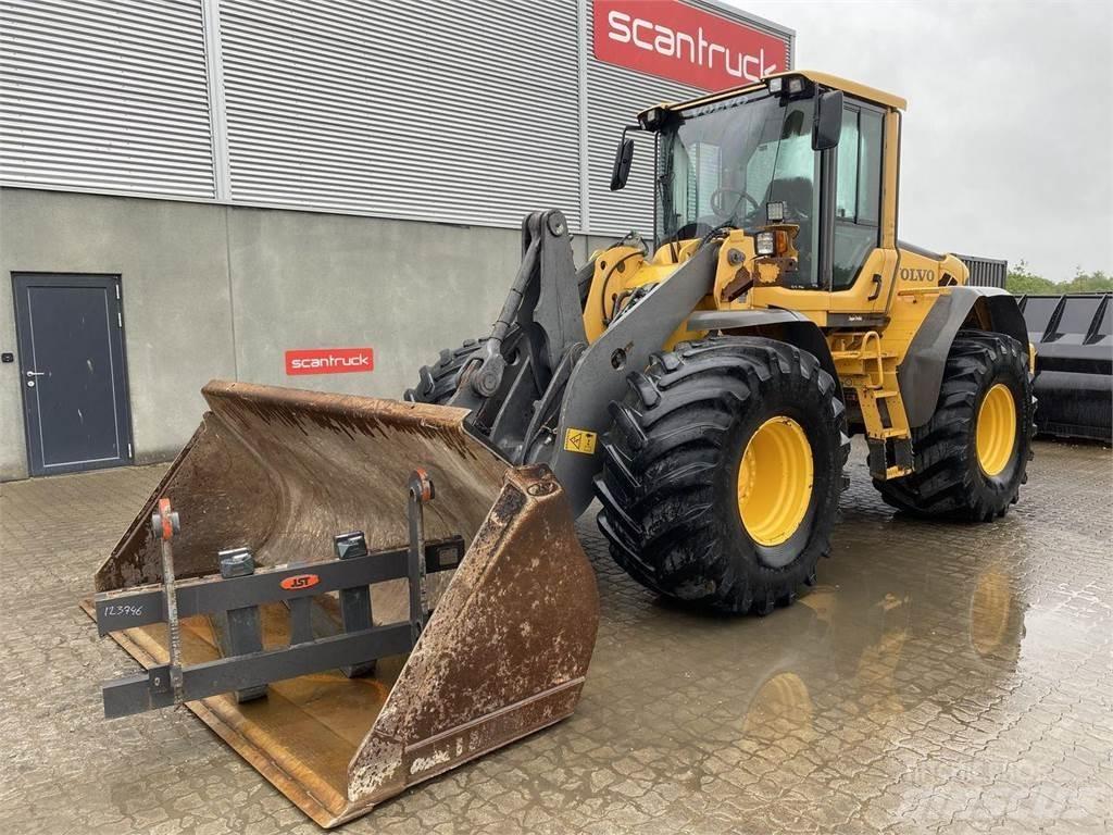 Volvo L90F Колесни товарачи