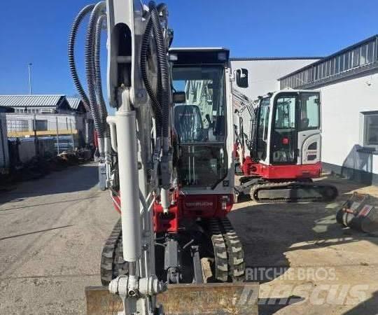 Takeuchi TB 230 Мини екскаватори < 7 т