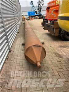  Spud leg 15 meter Земесмукачни багери
