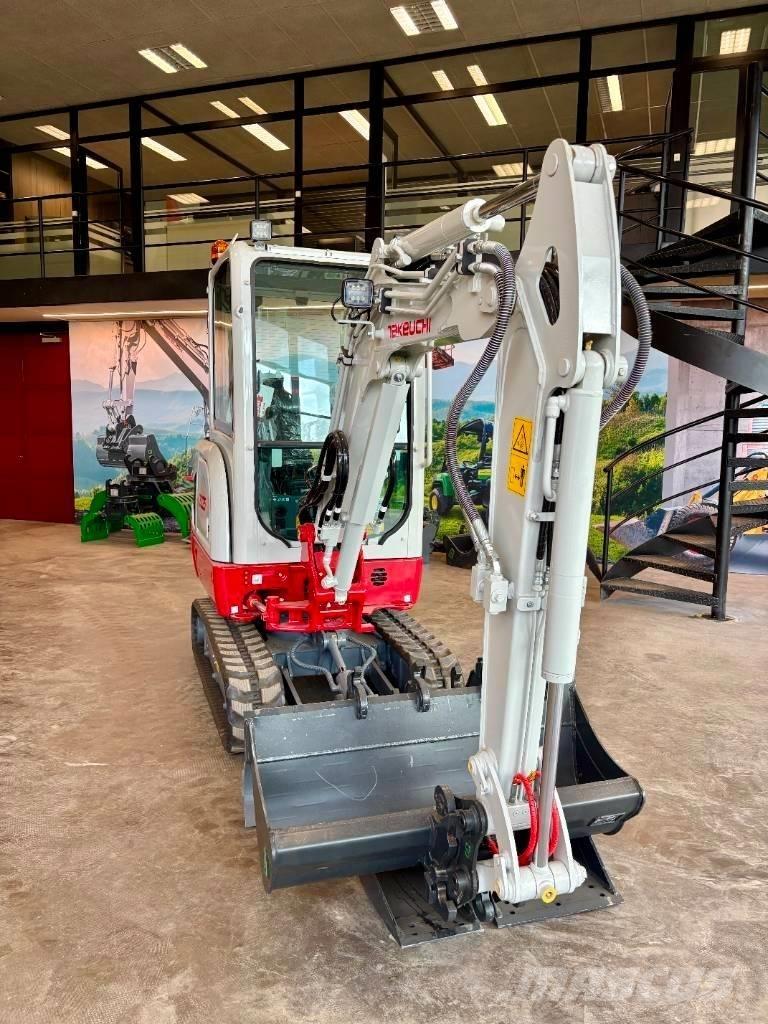 Takeuchi TB 225 Мини екскаватори < 7 т