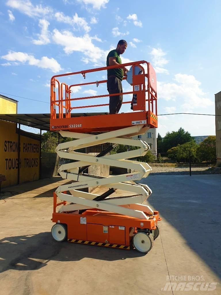 Snorkel S 3226E Ножични работни платформи
