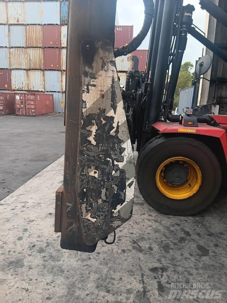 Kalmar DCG100-45ED7 Кари товарачи на контейнери