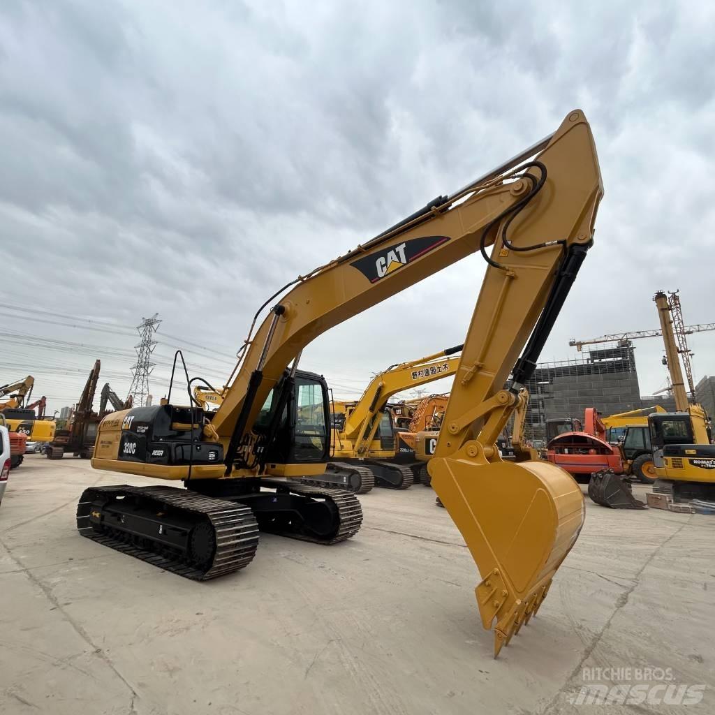 CAT 320 C Верижен екскаватор