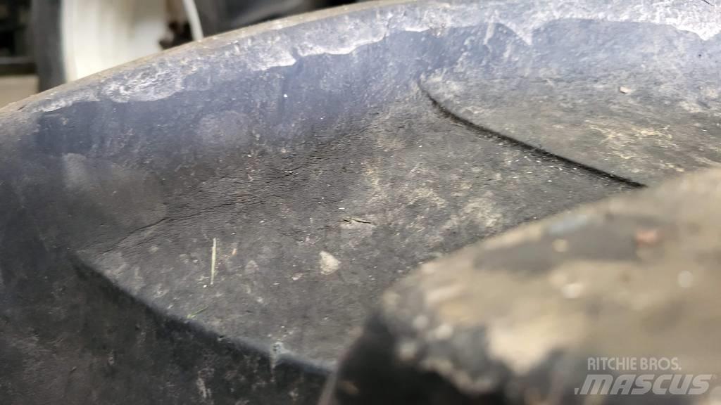 Trelleborg 540/65R30 Колелета/Гуми