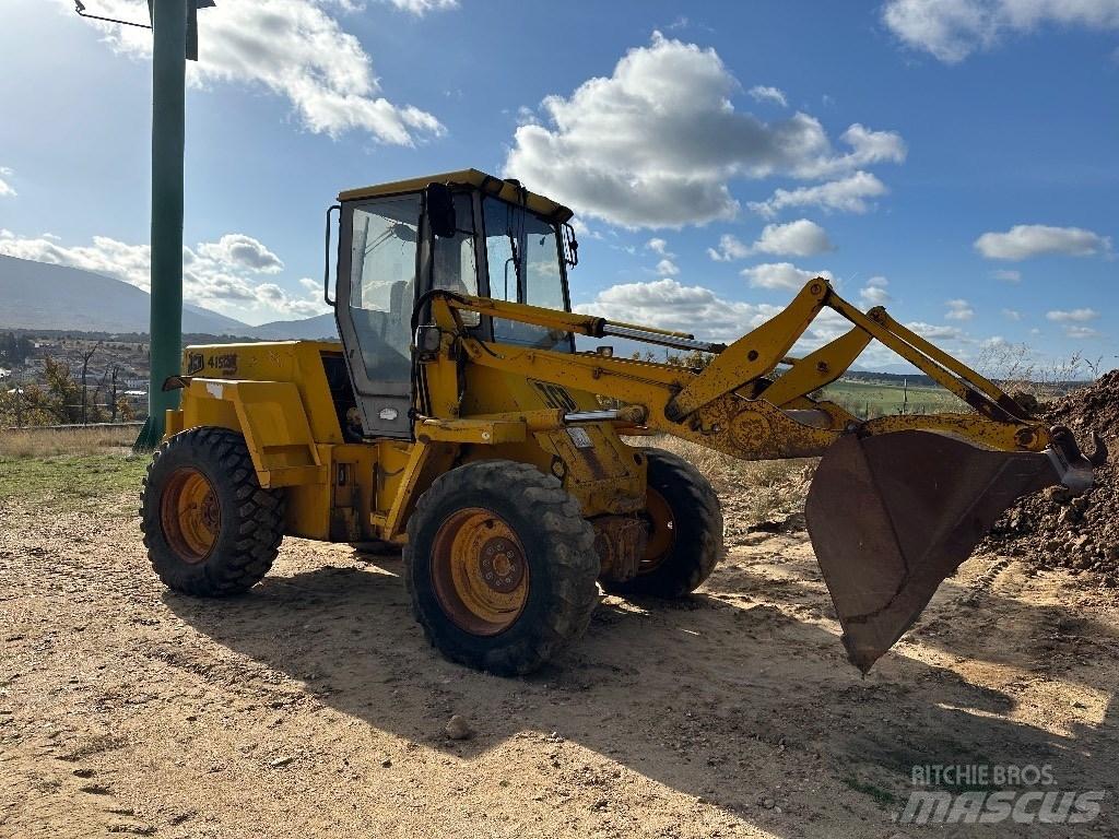 JCB 415 Колесни товарачи