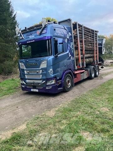 Scania R650B6X4NB За превоз на дървени трупи