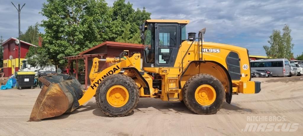 Hyundai HL 955 Колесни товарачи