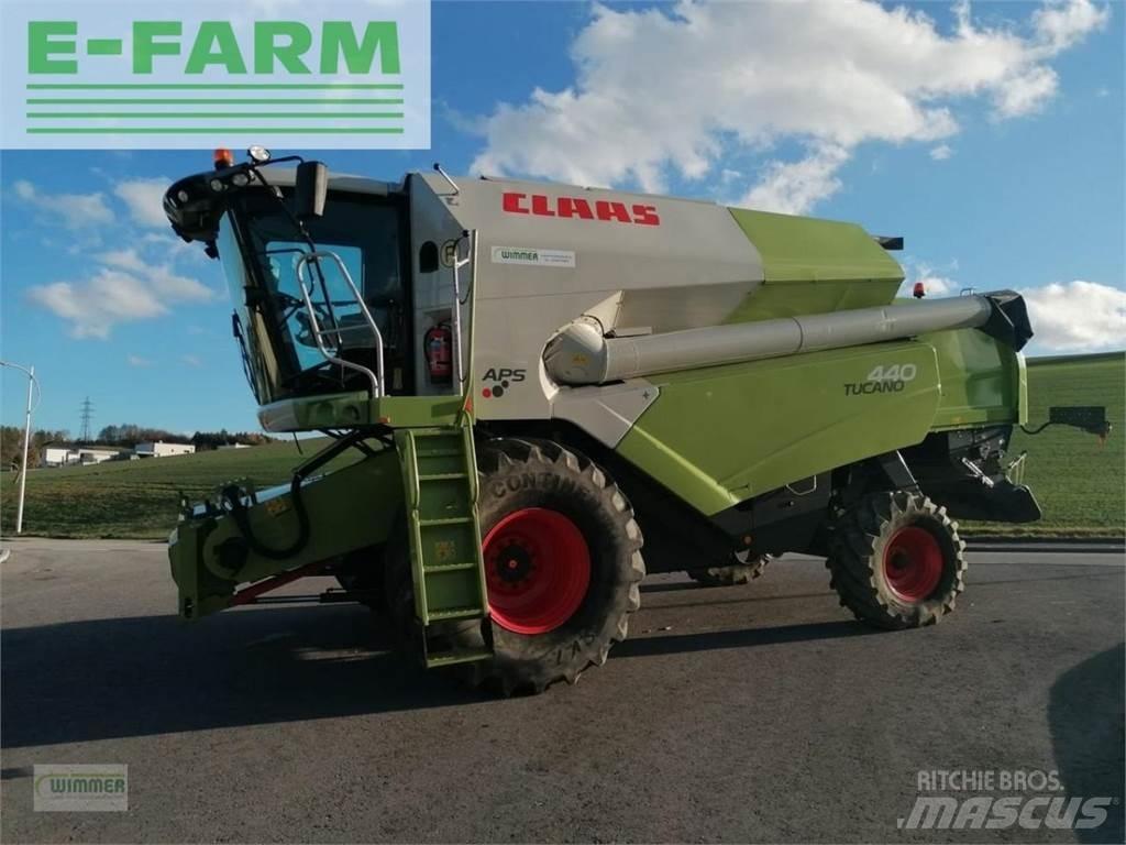 CLAAS tucano 440 Комбайни