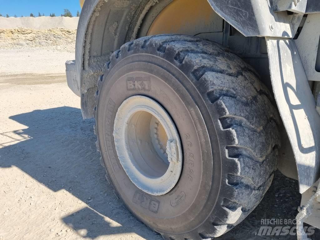 Komatsu WA 470-8 Колесни товарачи