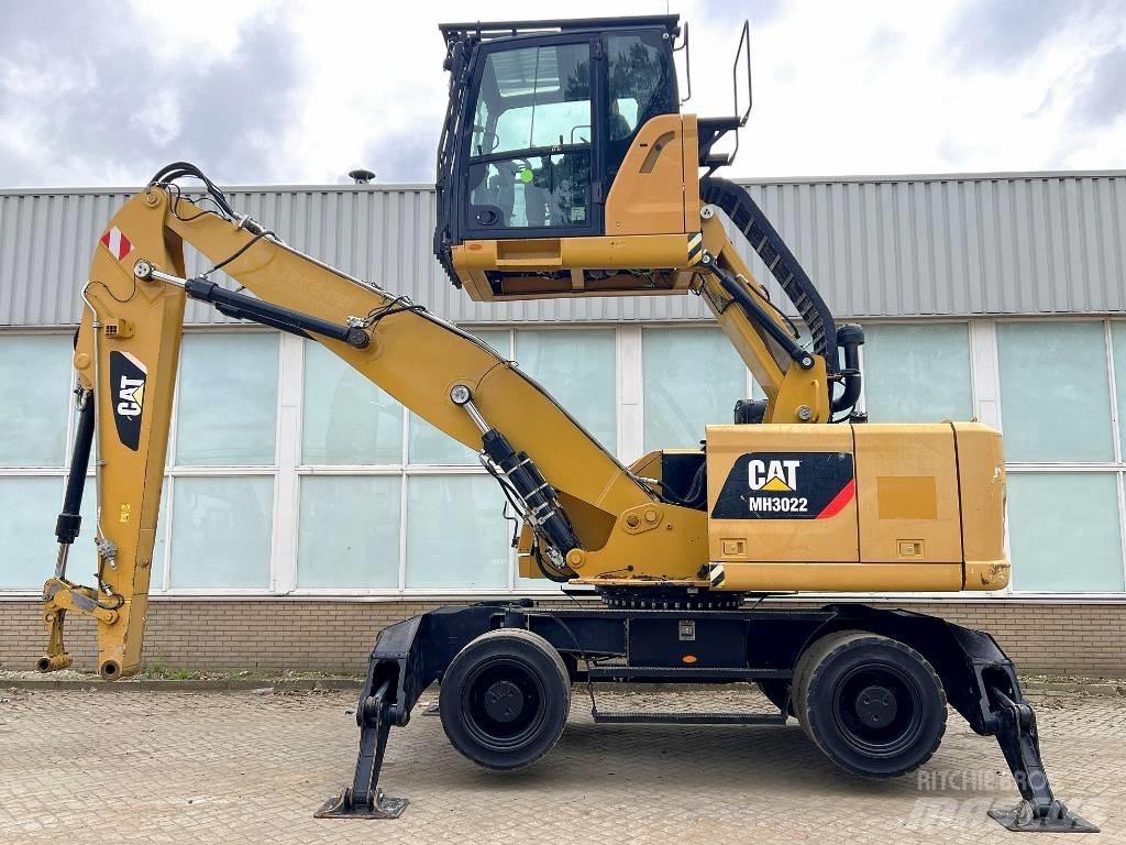 CAT MH3022  2015   CE Оператори на отпадъци/индустрия
