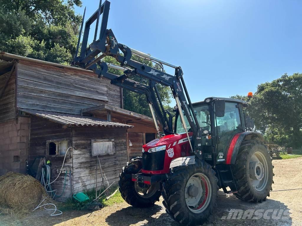 Massey Ferguson 5710 Трактори