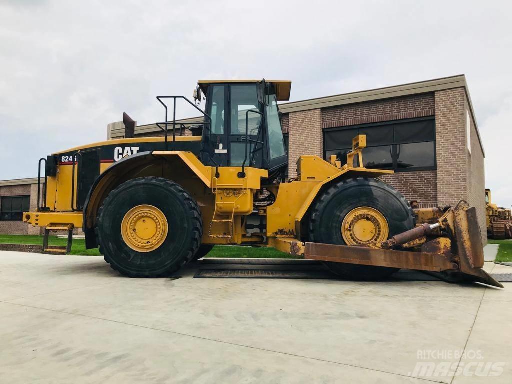 CAT 824 G Булдозери