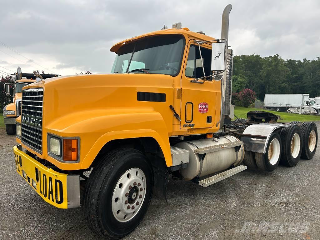 Mack CH 613 Влекачи