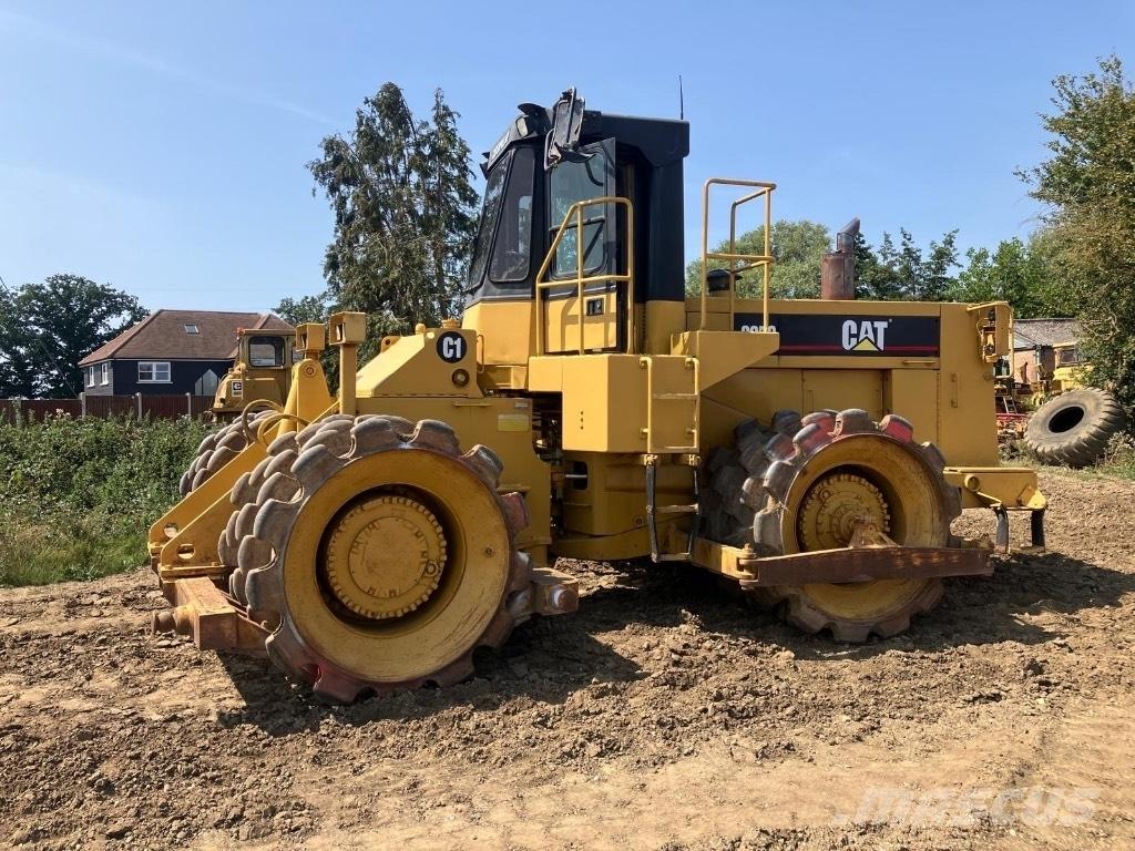 CAT 825 C Уплътнители за почва
