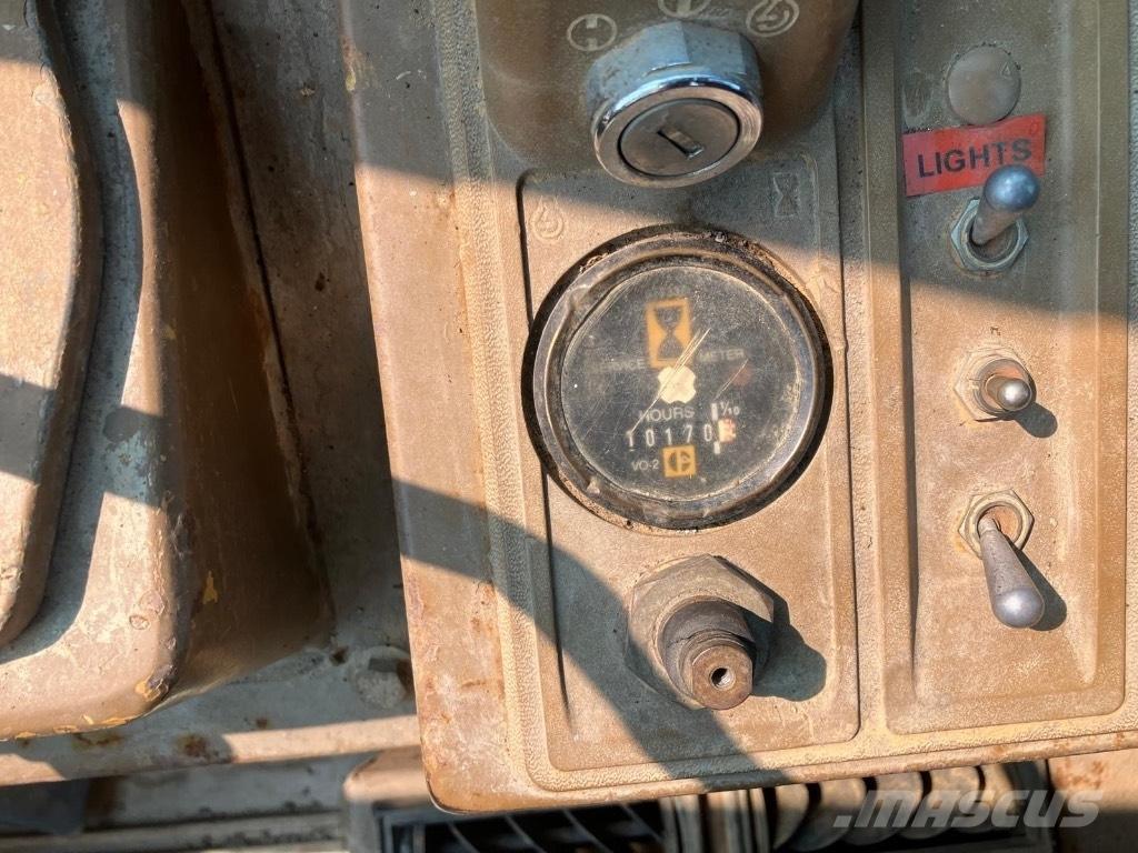 CAT 825 C Уплътнители за почва
