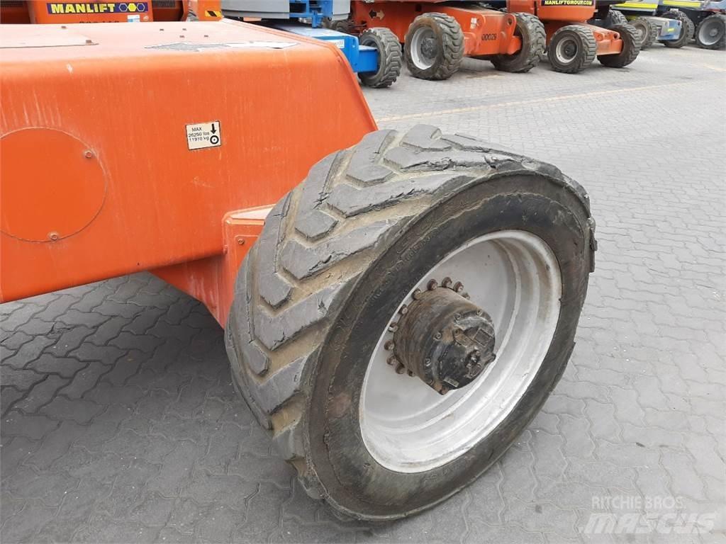 JLG 1350SJP Телескопични повдигачи
