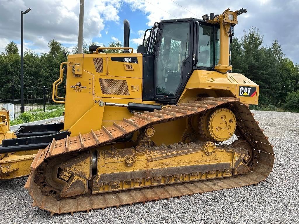 CAT D 6 N LGP Верижни булдозери
