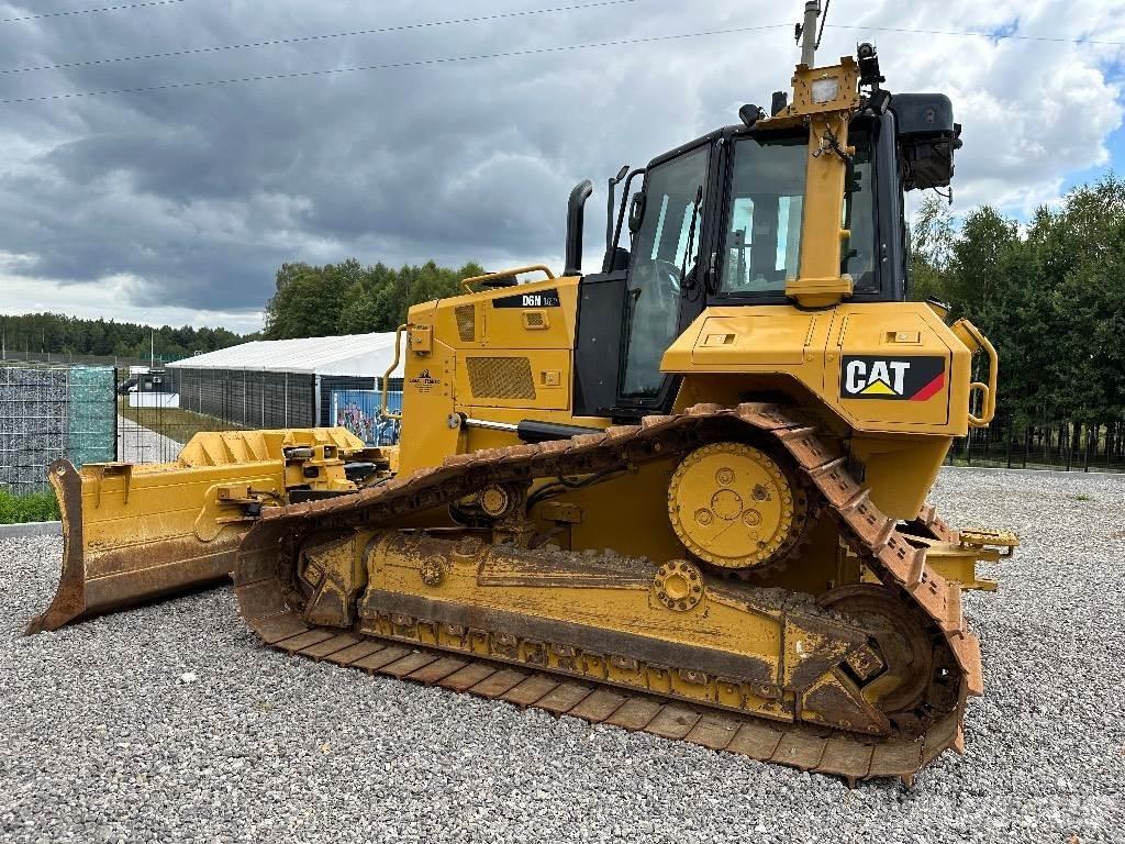 CAT D 6 N LGP Верижни булдозери
