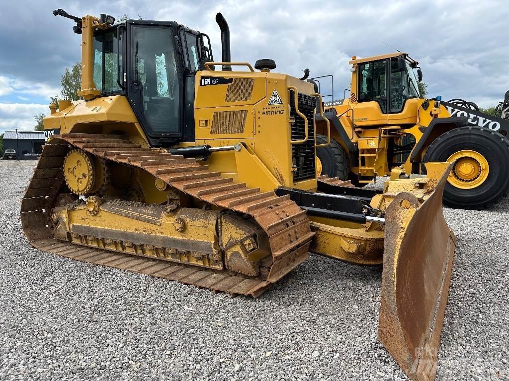 CAT D 6 N LGP Верижни булдозери
