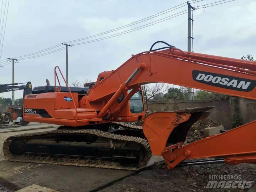 Doosan DH225LC-9 Верижен екскаватор