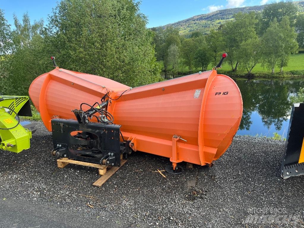 FMG PA330 Снегочистачки