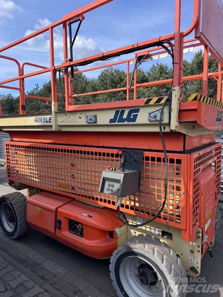 JLG 4069 Ножични работни платформи