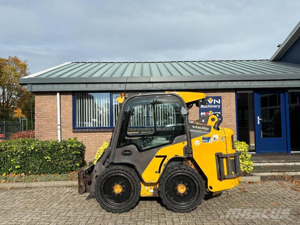 Volvo MC 70 Мини товарачи
