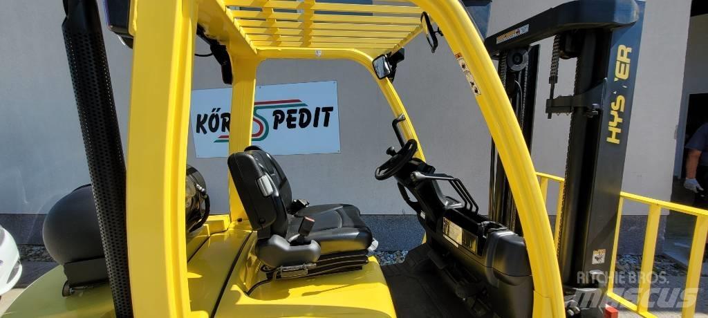 Hyster H 3.00 FT Камиони с АГУ