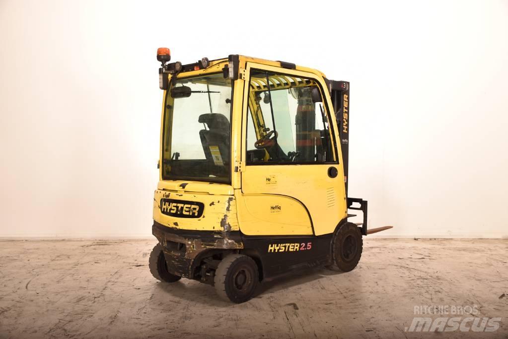 Hyster J 2.5 XN Електрически вилични кари-повдигачи