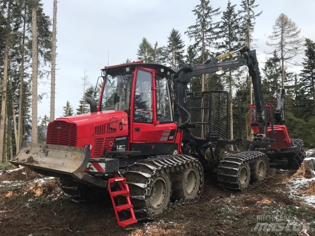Komatsu 835 Форуардери
