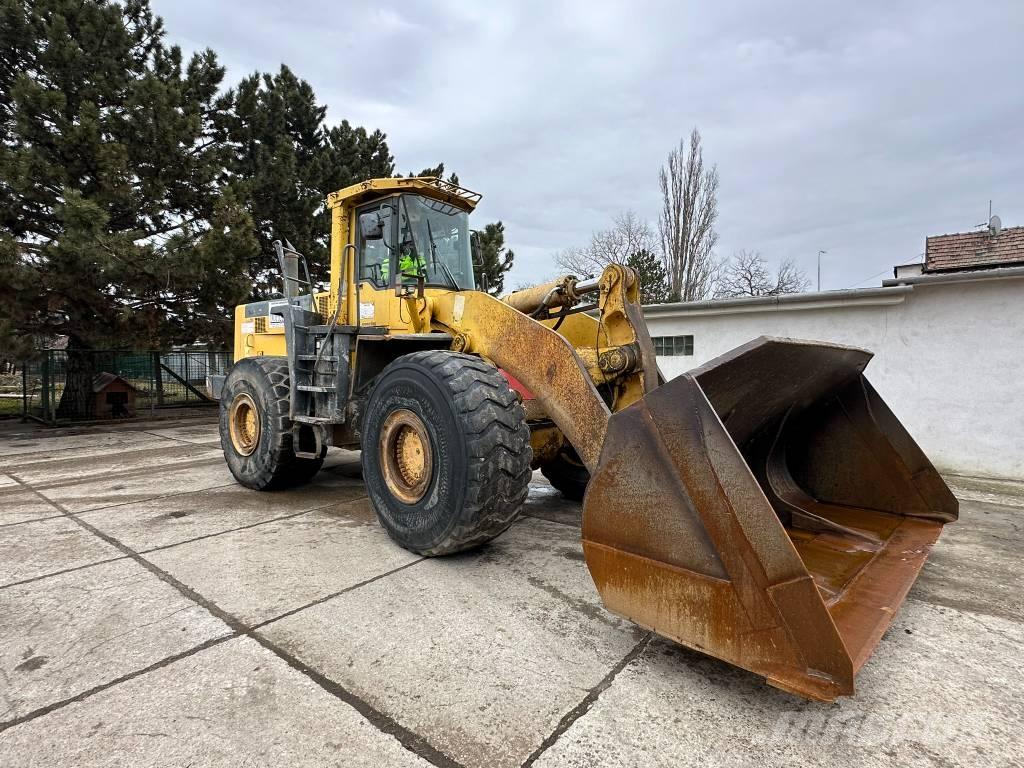 Komatsu WA500-3 Колесни товарачи