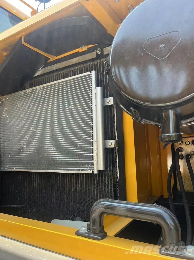 Volvo EC 480 D L Средни екскаватори 7т - 12т