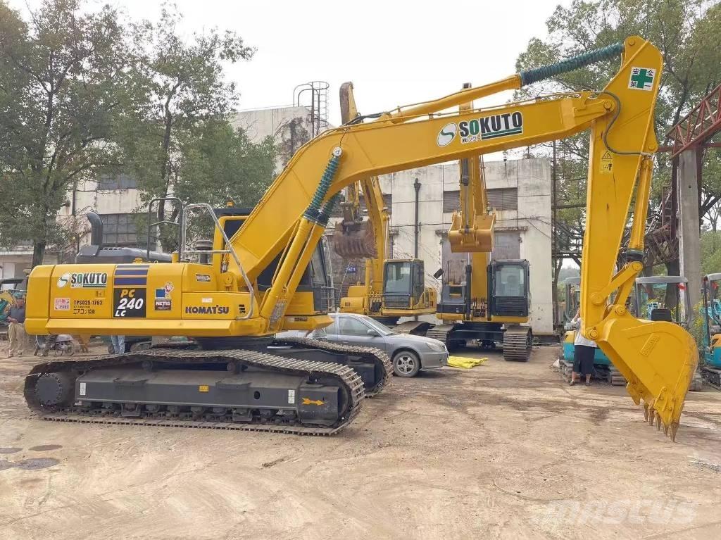 Komatsu PC240-8 Верижен екскаватор