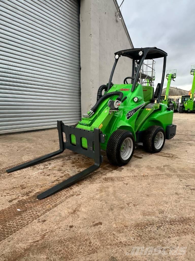 Avant 423 Многофункционални товарачи