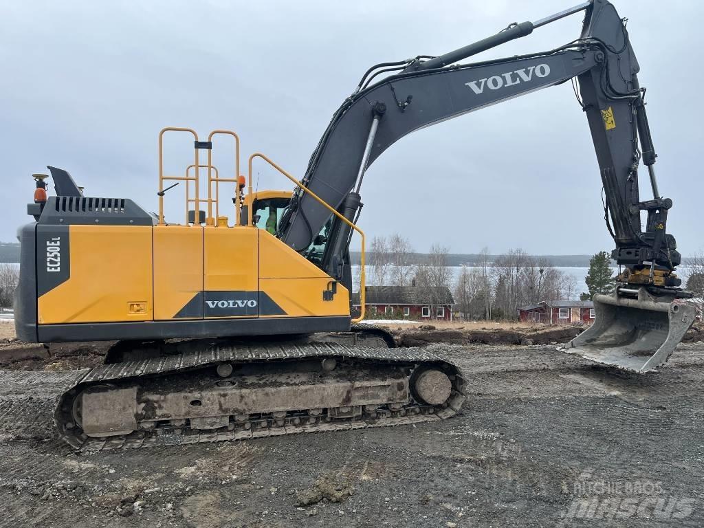 Volvo EC 250 EL Верижен екскаватор