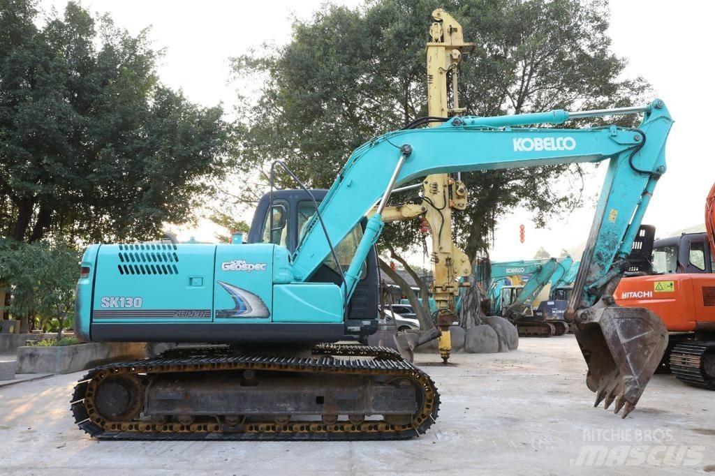 Kobelco SK130 Средни екскаватори 7т - 12т