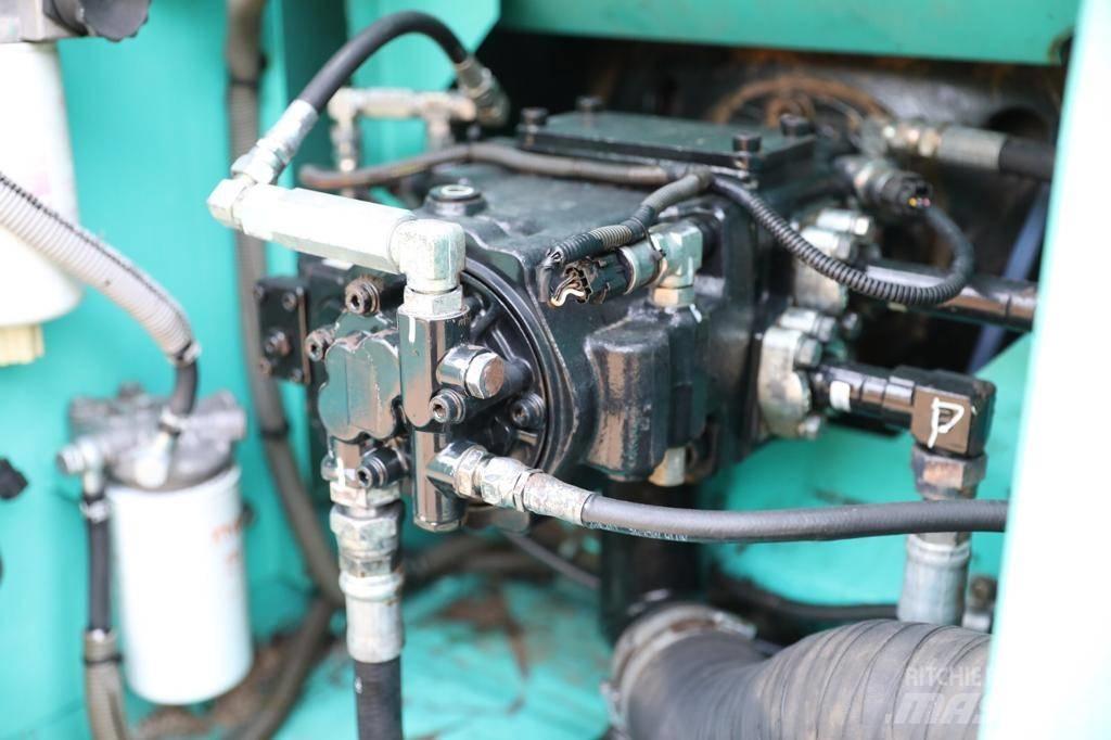 Kobelco SK130 Средни екскаватори 7т - 12т