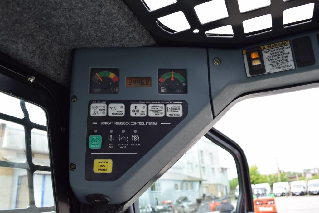 Bobcat S 250 Мини товарачи
