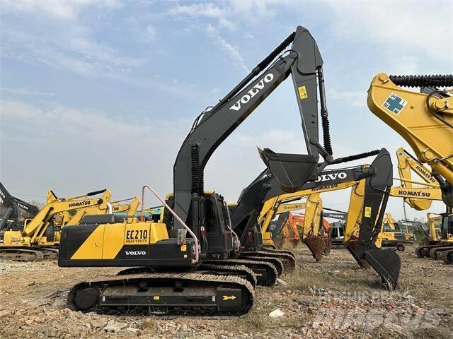 Volvo EC210 Верижен екскаватор
