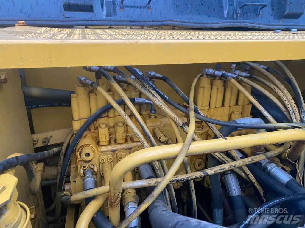CAT 320 C L Верижен екскаватор